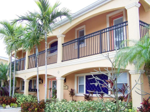 Coconut Villas of Dunedin