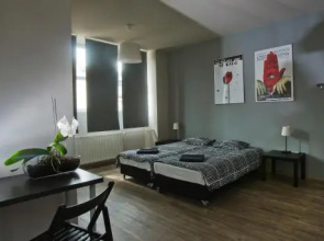 Corner Hostel