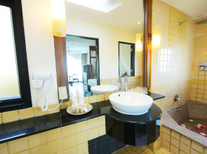 Supalai Scenic Bay Resort And Spa