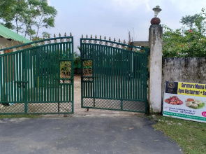 OYO 82239 Gorumara Manna Resort