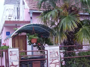 Apartments Mitrović