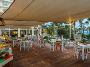 Aquamare Beach Hotel & Spa