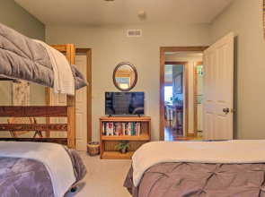 Mountain Air Condo w/ Deck & Views, Pets Welcome!