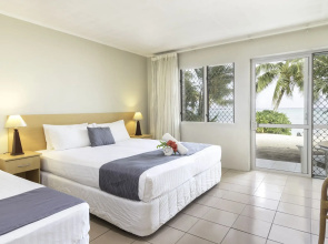 Moana Sands Beachfront Hotel