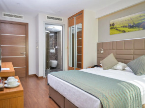 Hakcan Hotel