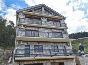 Villa 177