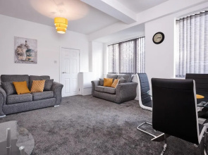 The Belmont Suite Sasco Apartments