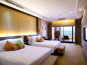 Dusit Thani Pattaya