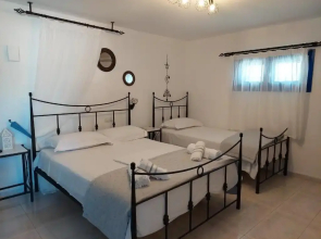 Anemelia Hotel Adamas
