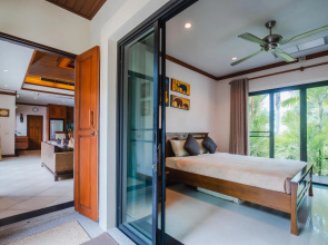 Lotus Pool Villa in Nai Harn