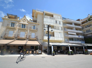 Sea Front Apartment