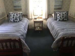 28 Capri Lane - Two Bedroom House