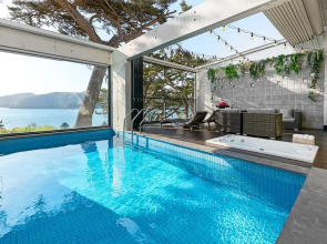 Haejium poolvillla pension