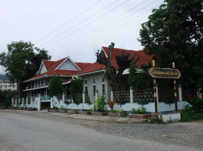 Nanda Wunn Hotel - Hostel
