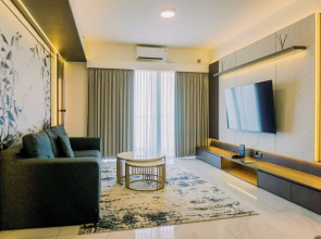 Big Spacious And Comfy 3Br At Sky House Bsd Apartment