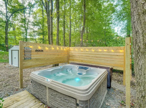 Private Hot Tub: Tree-lined Poconos Home!