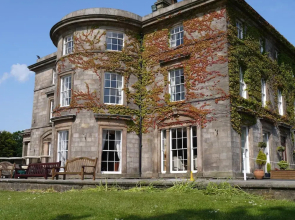 Shaw Hill Golf Resort & Spa Hotel