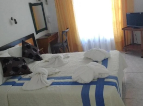 Karaoulanis Beach Aparthotel