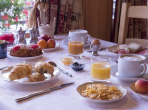 Chalet-Hôtel Neige et Roc, The Originals Relais (Hotel-Chalet de Tradition)
