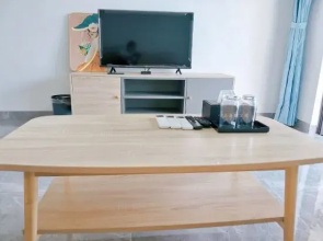 Twelve nautical miles apartment