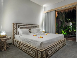 Brand New Luxury 3BR Villa Ethnic Ubud 3