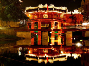 Golden River Hotel