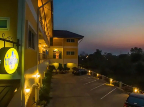 Baanlugchange Hotel