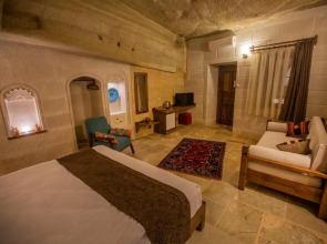 Zara Cave Hotel +10