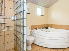 6 Person Holiday Home in Hovborg-by Traum