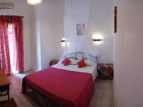 Riviera Beach Hotel