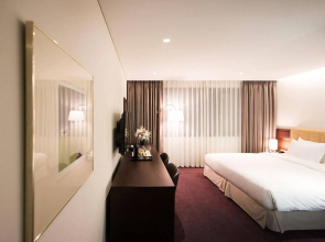 Travelodge Myeongdong City Hall