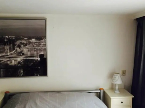 Sleep In The Center Of Amsterdam