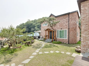 Yongin Lovely Pension