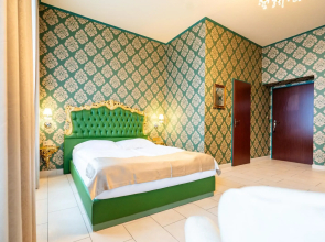 Hotel Urania