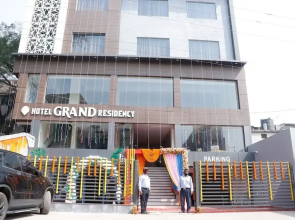 Hotel Grand Residency
