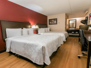 Red Roof Inn PLUS+ Wilmington - Newark