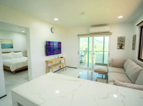Mariana Suites