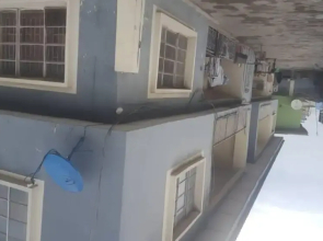 Impeccable 3-bed Apartment Located in Lagos