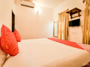 OYO 33508 Hotel New Amit
