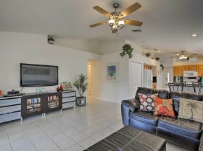 Saltwater Pool, Spa & Lanai: Bradenton Home