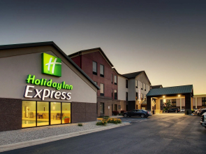 Holiday Inn Express & Suites Lebanon by IHG