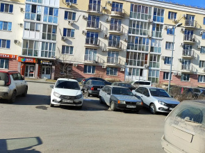 Apartments on Malinovsky street 8