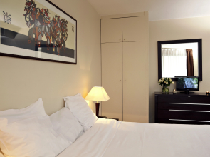 Adagio Access Paris Eiffel Aparthotel