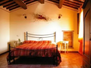 Room in Farmhouse - Hortensia Apartment