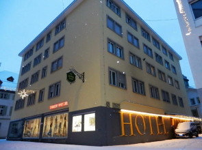 Central Hotel Post