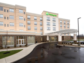 Holiday Inn Kalamazoo West by IHG
