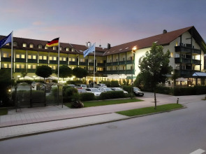 Bauer Hotel & Restaurant