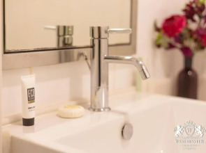 Westminster Boulevard Central - Burj Khalifa