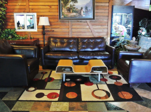 Vegreville Garden Inn