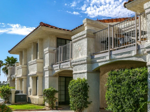Sunny 2BR Palm Springs Condo by RedAwning
